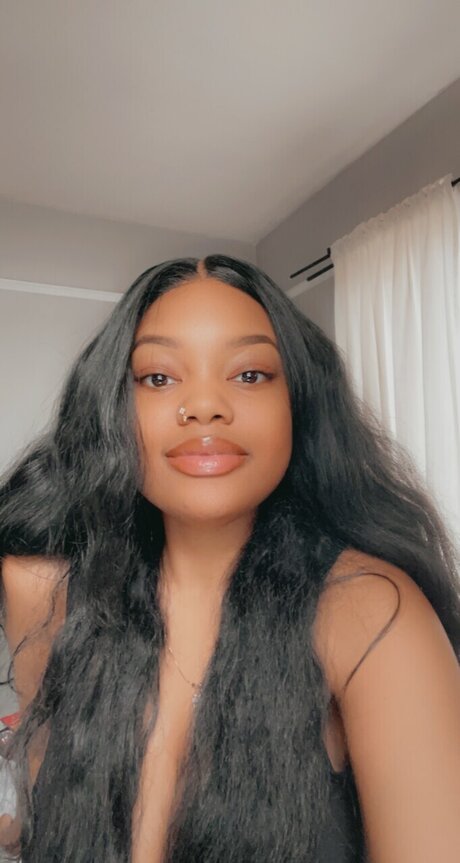 Foto desnuda filtrada de OnlyFans de Lele