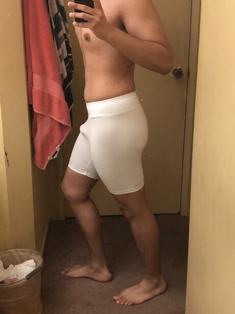 Foto desnuda filtrada de OnlyFans de Legnaz
