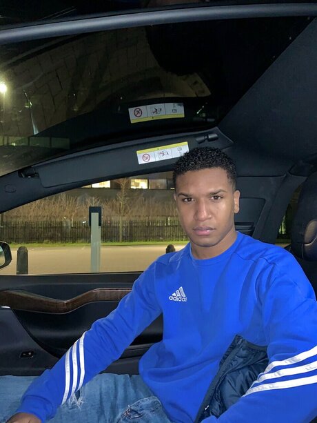 Foto desnuda filtrada de OnlyFans de Darnell Virginie