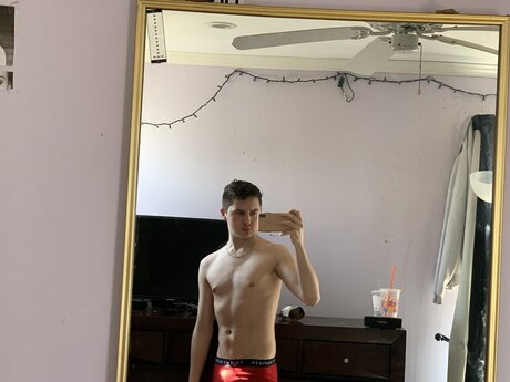 Foto desnuda filtrada de OnlyFans de Brendan