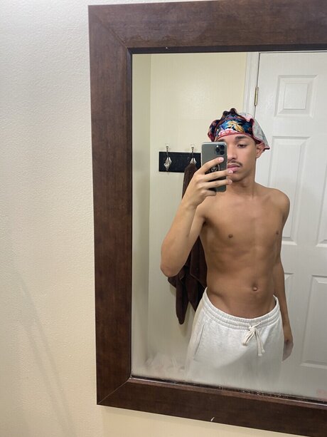 Foto desnuda filtrada de OnlyFans de Lucas