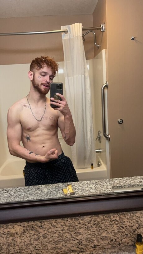 Foto desnuda filtrada de OnlyFans de Db