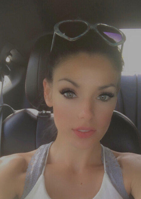 Foto desnuda filtrada de OnlyFans de Falyn