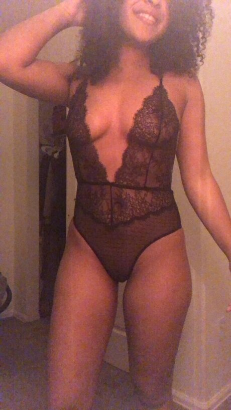 Foto desnuda filtrada de OnlyFans de Kinky Kouple