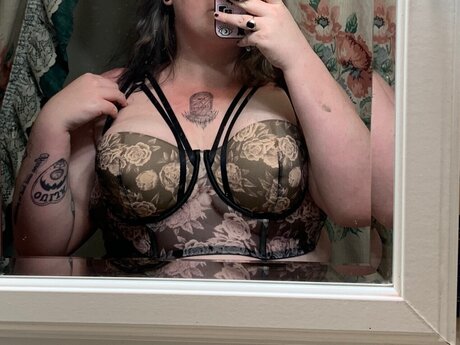 Foto desnuda filtrada de OnlyFans de Big Curvy Tori