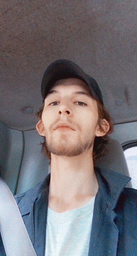 Foto desnuda filtrada de OnlyFans de Austin