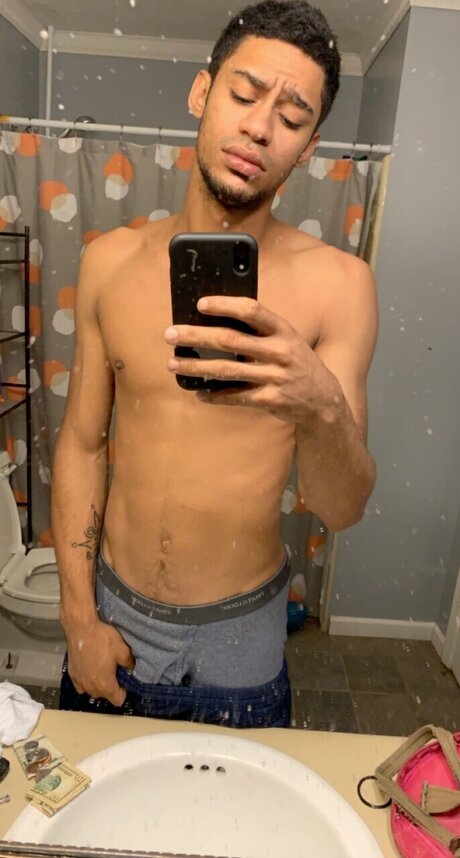 Foto desnuda filtrada de OnlyFans de Terrell