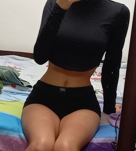 Foto desnuda filtrada de OnlyFans de Larisa Loredana