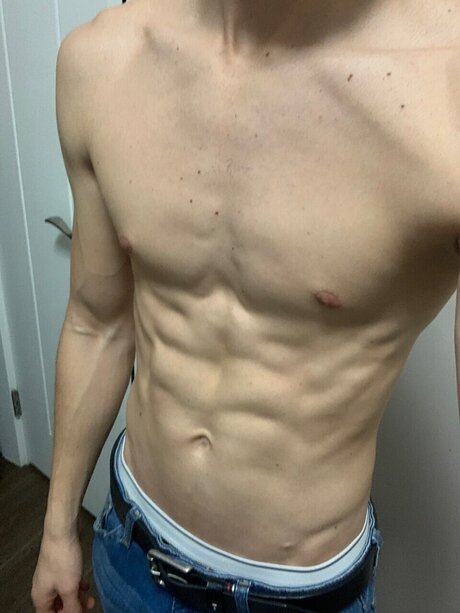 Foto desnuda filtrada de OnlyFans de Katsenbach