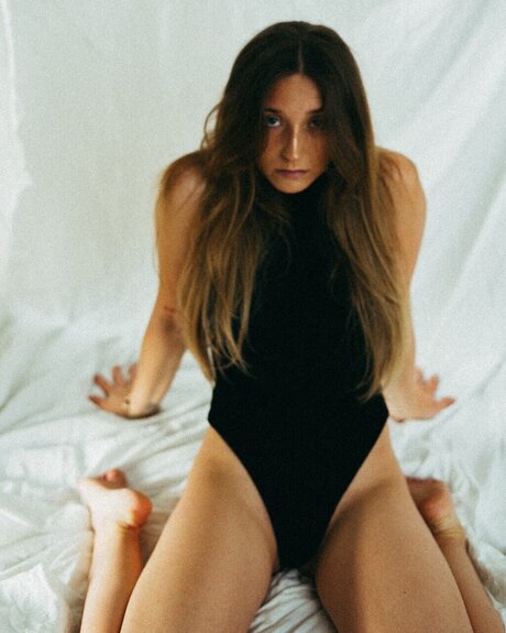 Foto desnuda filtrada de OnlyFans de Julia