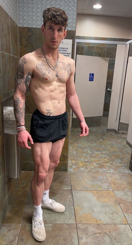 Foto desnuda filtrada de OnlyFans de Tanner