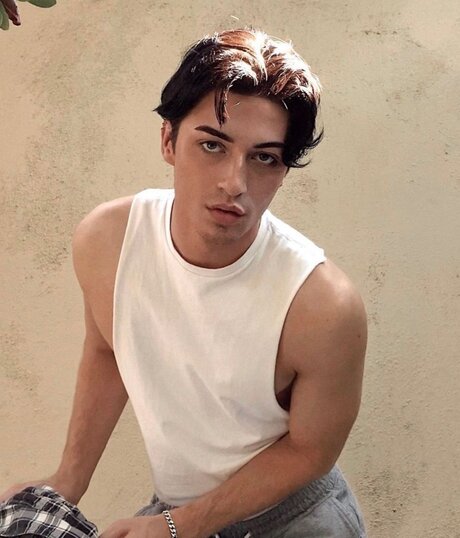 Foto desnuda filtrada de OnlyFans de Aaron Wolfberg