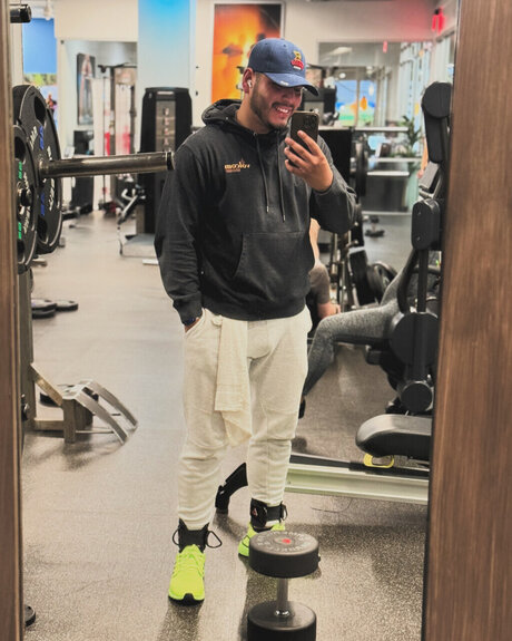 Foto desnuda filtrada de OnlyFans de Armando Hernandez