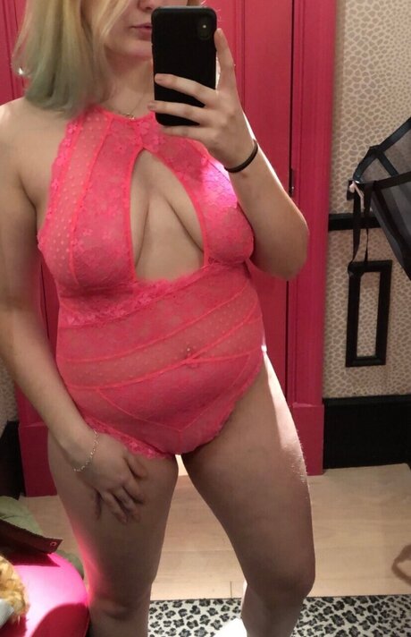 Foto desnuda filtrada de OnlyFans de Luna