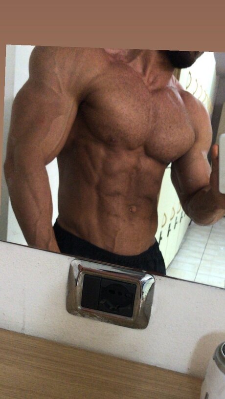 Foto desnuda filtrada de OnlyFans de Muscle96