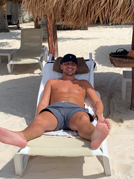 Foto desnuda filtrada de OnlyFans de Tony