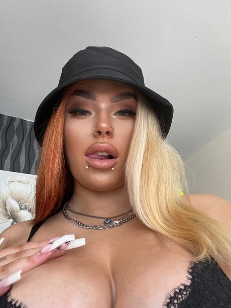 Foto desnuda filtrada de OnlyFans de Kayla