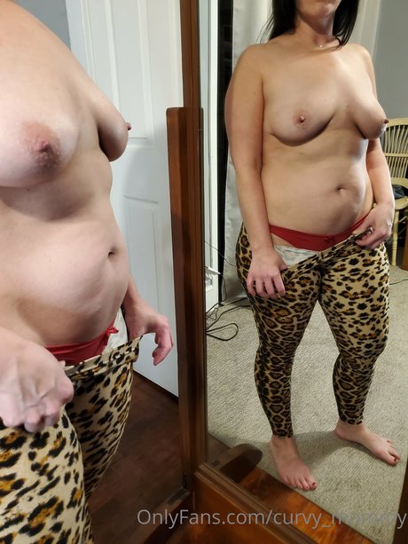 Curvy Mommy