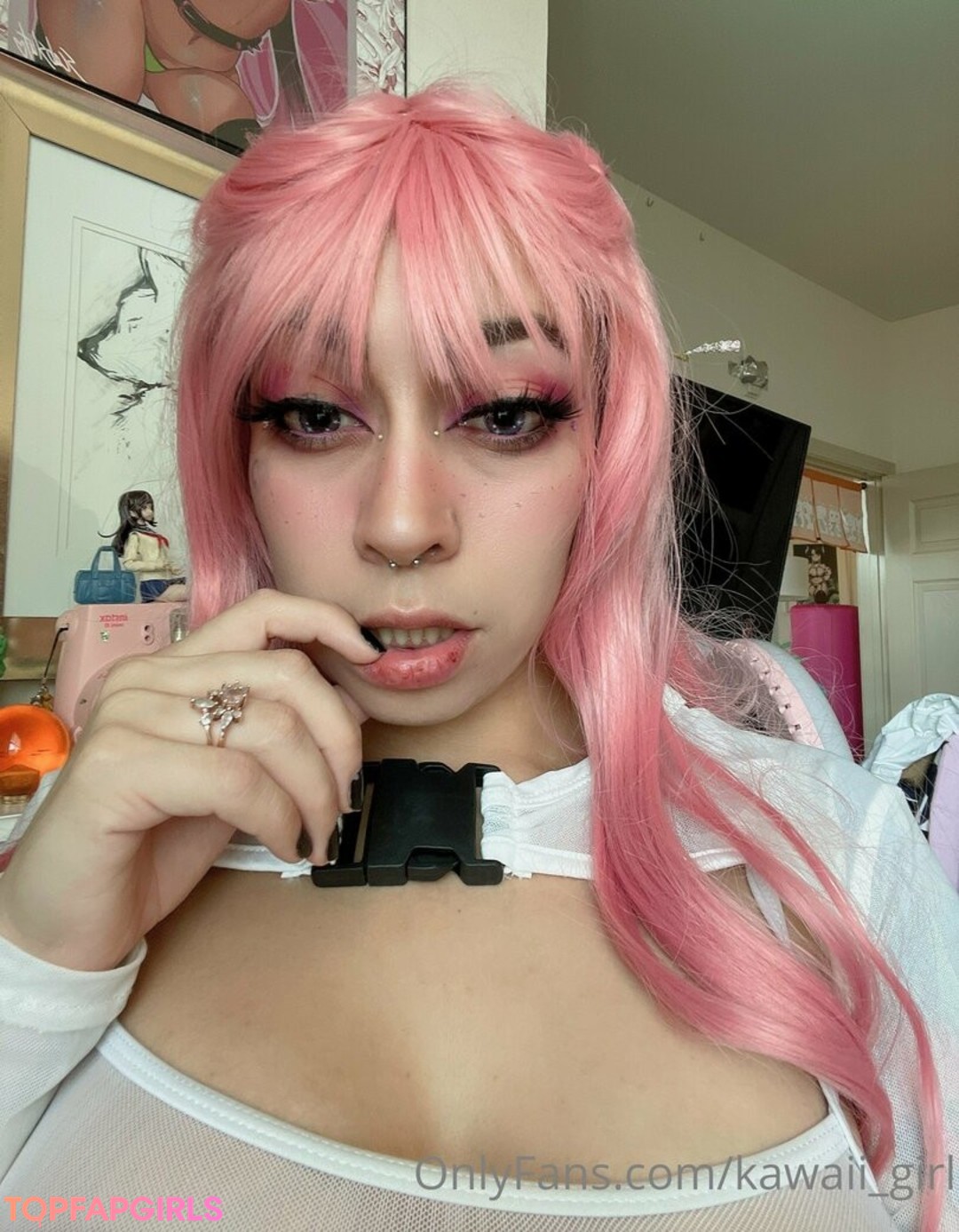 Foto desnuda filtrada de OnlyFans de Kawaii Girl #62 Foto desnuda filtrada de OnlyFans de Kawaii Girl #62