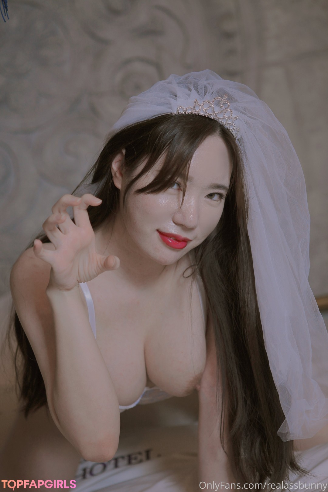 Foto desnuda filtrada de OnlyFans de Real Ass Bunny #33 Foto desnuda filtrada de OnlyFans de Real Ass Bunny #33