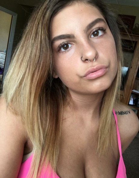 Foto desnuda filtrada de OnlyFans de Kasey Madrazo
