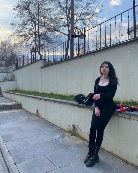 Foto desnuda filtrada de OnlyFans de Cansu Cakal