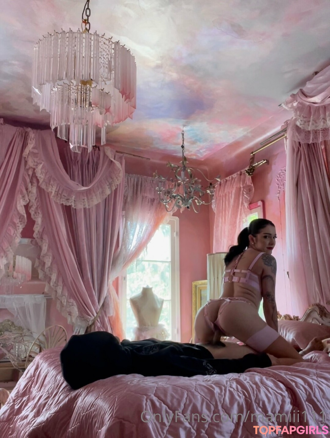 Foto desnuda filtrada de OnlyFans de Nami Mami Lune #133 Foto desnuda filtrada de OnlyFans de Nami Mami Lune #133