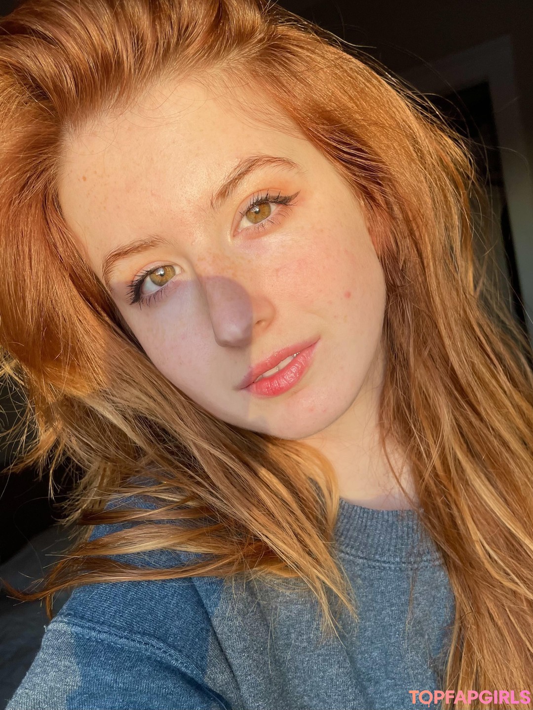 Foto desnuda filtrada de OnlyFans de Strawberry Kisses #215 Foto desnuda filtrada de OnlyFans de Strawberry Kisses #215