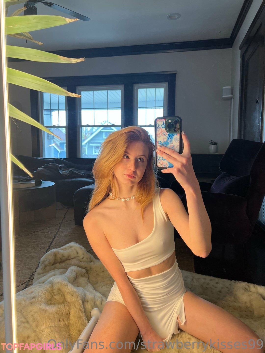 Foto desnuda filtrada de OnlyFans de Strawberry Kisses #35 Foto desnuda filtrada de OnlyFans de Strawberry Kisses #35