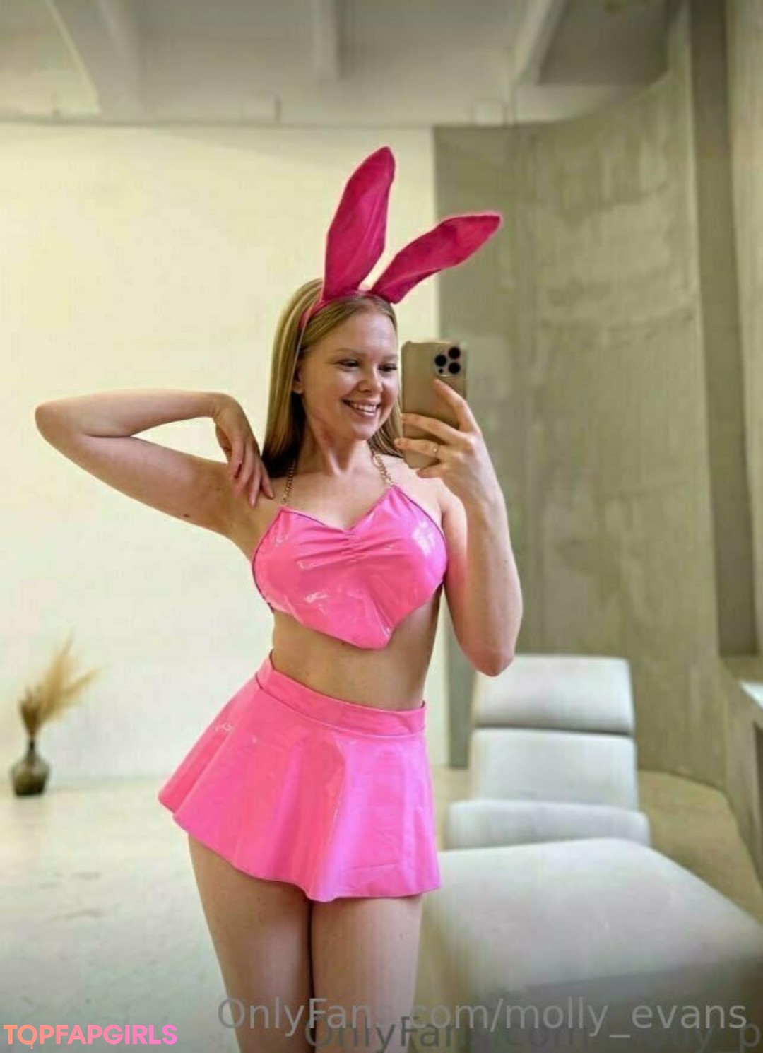 Foto desnuda filtrada de OnlyFans de Molly Evans #353 Foto desnuda filtrada de OnlyFans de Molly Evans #353