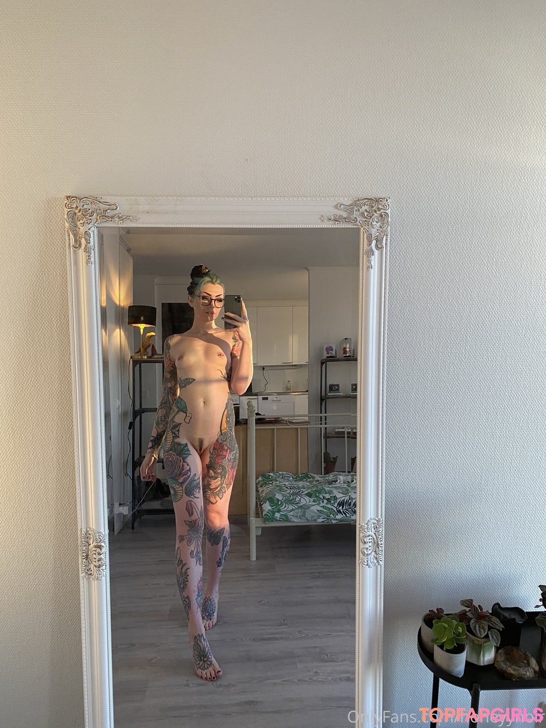 Foto desnuda filtrada de OnlyFans de Honeyy Noir #212 Foto desnuda filtrada de OnlyFans de Honeyy Noir #212