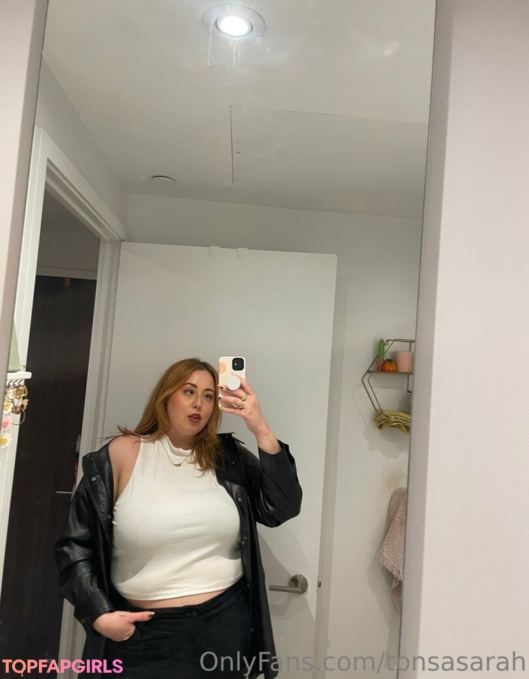 Foto desnuda filtrada de OnlyFans de Tonsasarah #459 Foto desnuda filtrada de OnlyFans de Tonsasarah #459