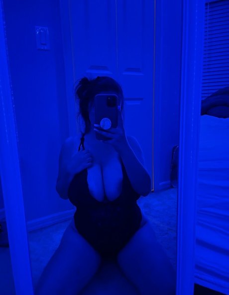 Foto desnuda filtrada de OnlyFans de Dessziiixx