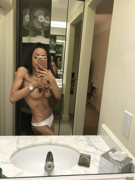 Alyssa Divine