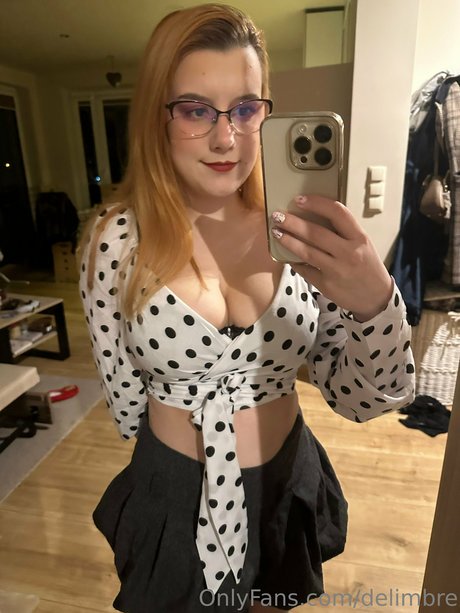 Foto desnuda filtrada de OnlyFans de Delimbre