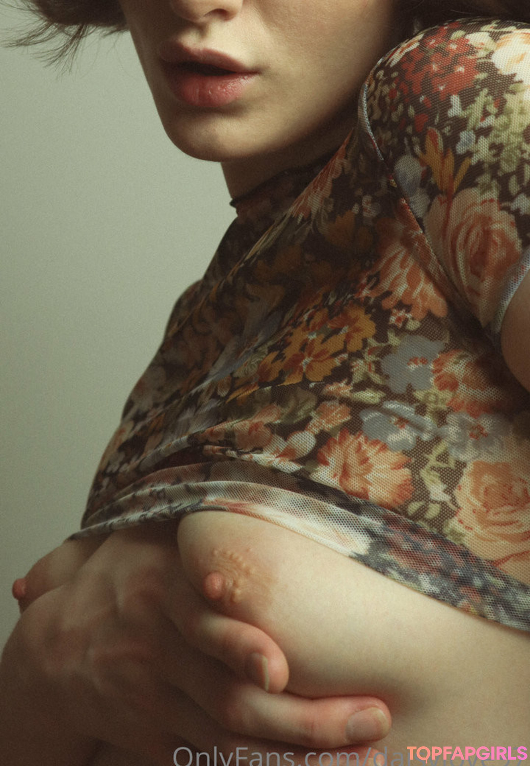 Foto desnuda filtrada de OnlyFans de Daisy Love #246 Foto desnuda filtrada de OnlyFans de Daisy Love #246