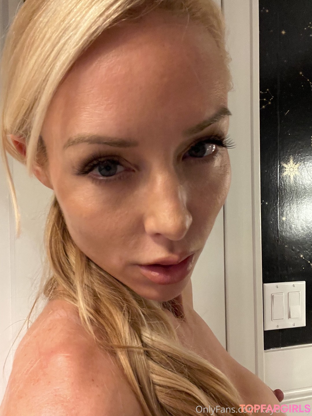 Foto desnuda filtrada de OnlyFans de Kayden Kross #153 Foto desnuda filtrada de OnlyFans de Kayden Kross #153