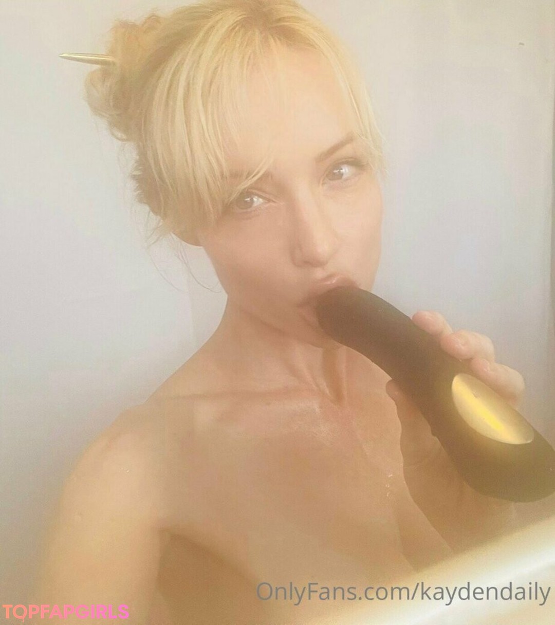 Foto desnuda filtrada de OnlyFans de Kayden Kross #205 Foto desnuda filtrada de OnlyFans de Kayden Kross #205