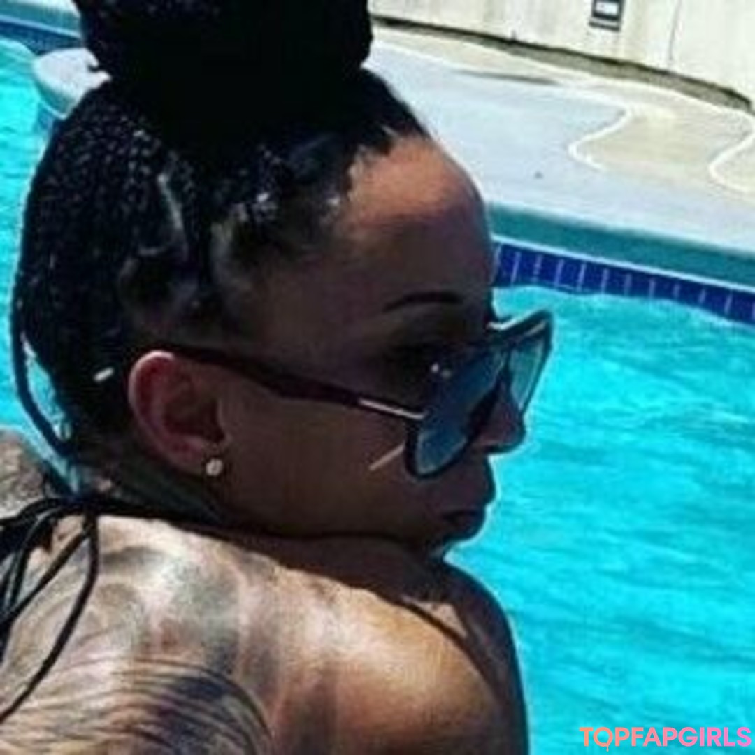 Foto desnuda filtrada de OnlyFans de Bella Bellz #1386 Foto desnuda filtrada de OnlyFans de Bella Bellz #1386