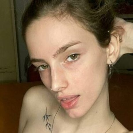 Foto desnuda filtrada de OnlyFans de Naza Baby