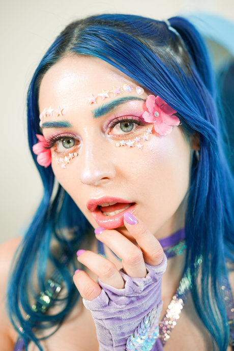 Jewelzblu