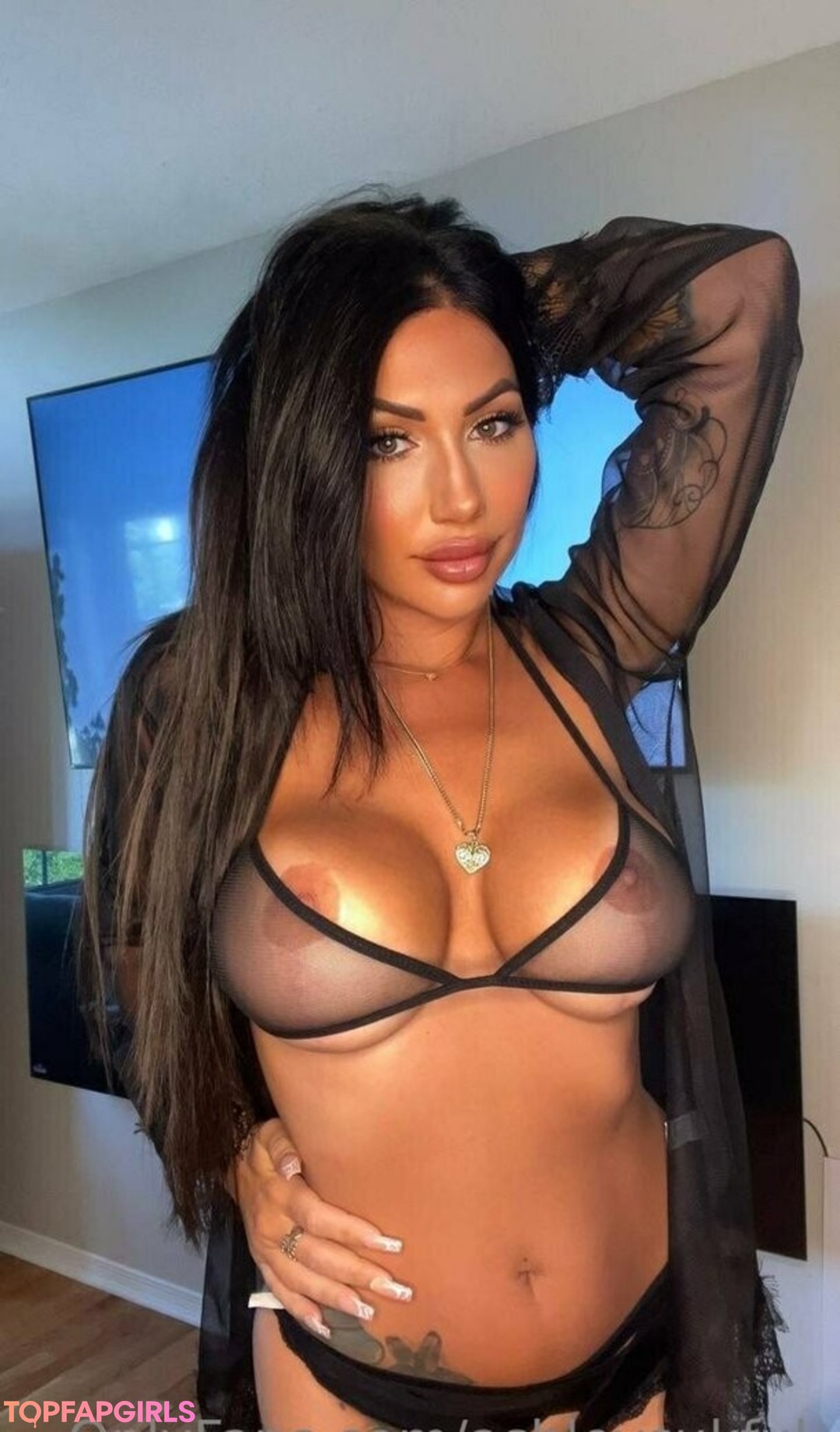 Foto desnuda filtrada de OnlyFans de Ashley Suk Fuk #662 Foto desnuda filtrada de OnlyFans de Ashley Suk Fuk #662