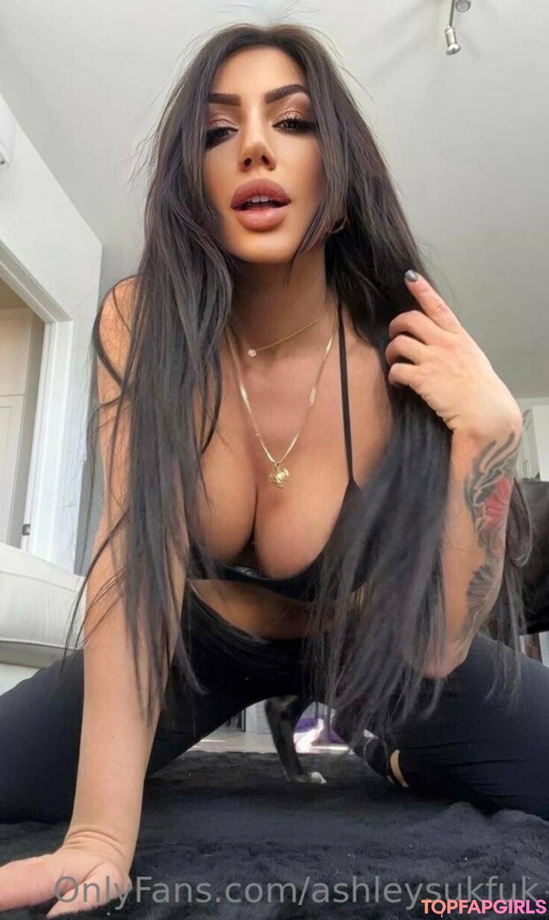 Foto desnuda filtrada de OnlyFans de Ashley Suk Fuk #672 Foto desnuda filtrada de OnlyFans de Ashley Suk Fuk #672