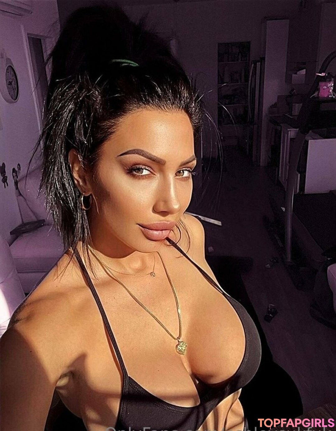 Foto desnuda filtrada de OnlyFans de Ashley Suk Fuk #682 Foto desnuda filtrada de OnlyFans de Ashley Suk Fuk #682