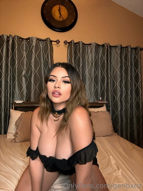 Foto desnuda filtrada de OnlyFans de Genbxnz
