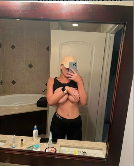 Beth Lily