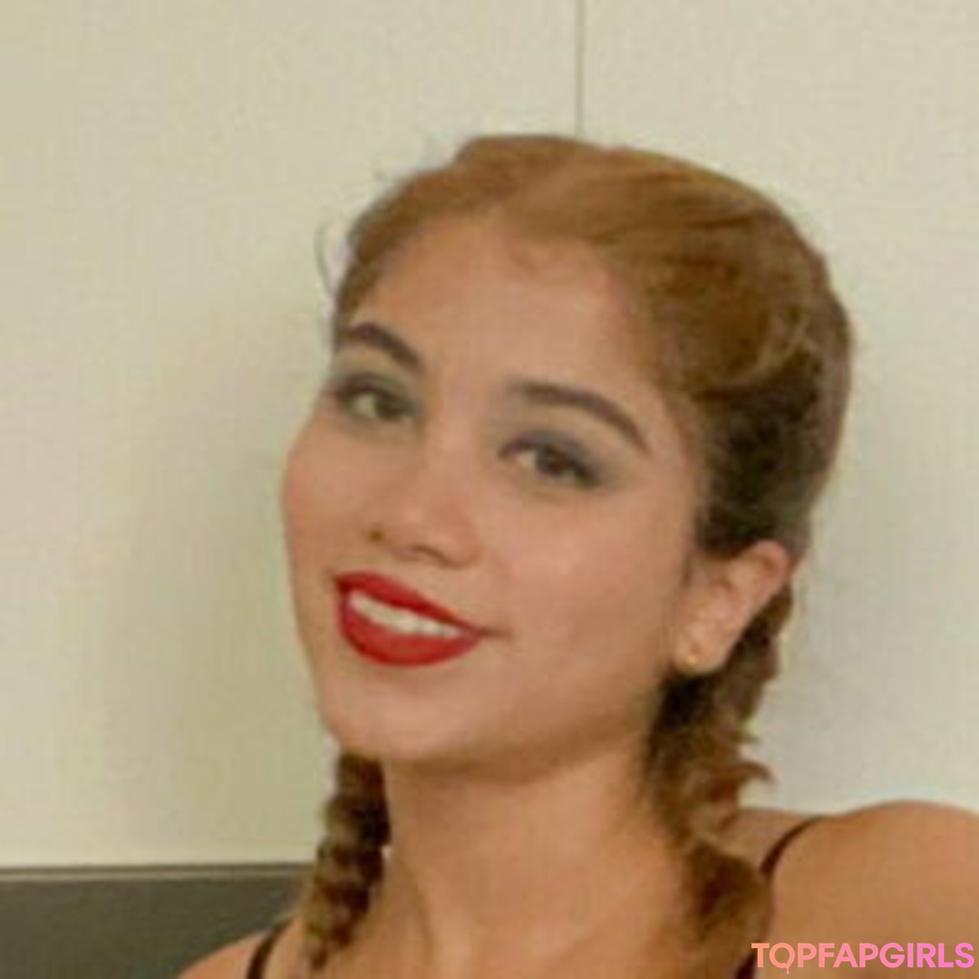 Foto desnuda filtrada de OnlyFans de Marina Gold #58 Foto desnuda filtrada de OnlyFans de Marina Gold #58