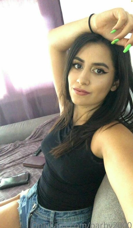 Foto desnuda filtrada de OnlyFans de Barby2000love