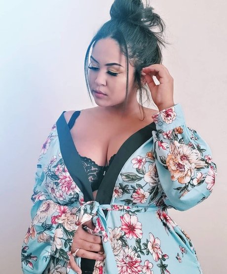 Foto desnuda filtrada de OnlyFans de Uilanibabe