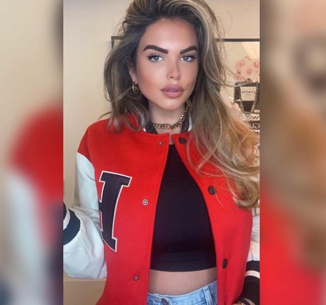 Foto desnuda filtrada de OnlyFans de Nana Van Veghel